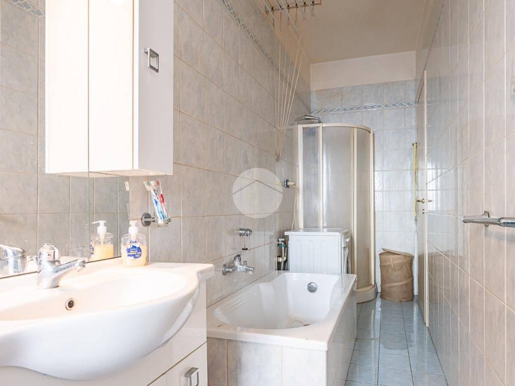 BAGNO FINESTRATO