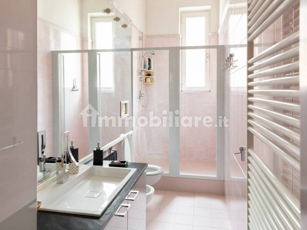 Bagno pian terreno