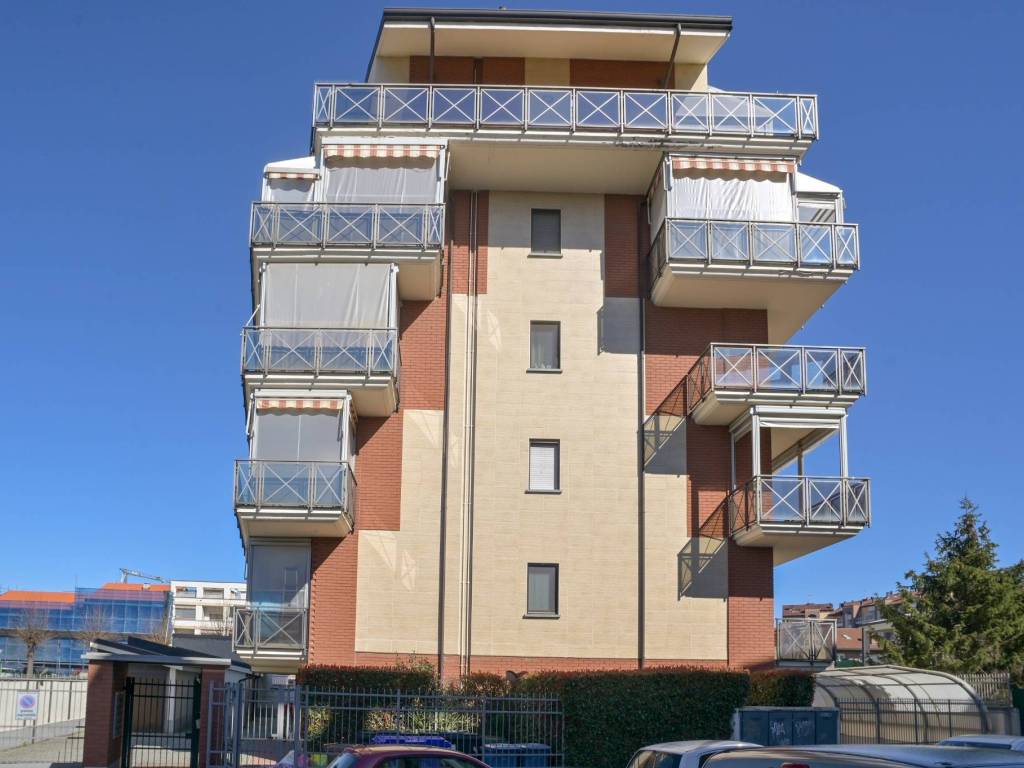 CONDOMINIO