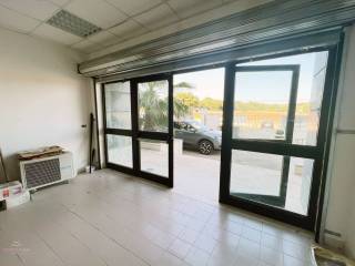 INTERNO