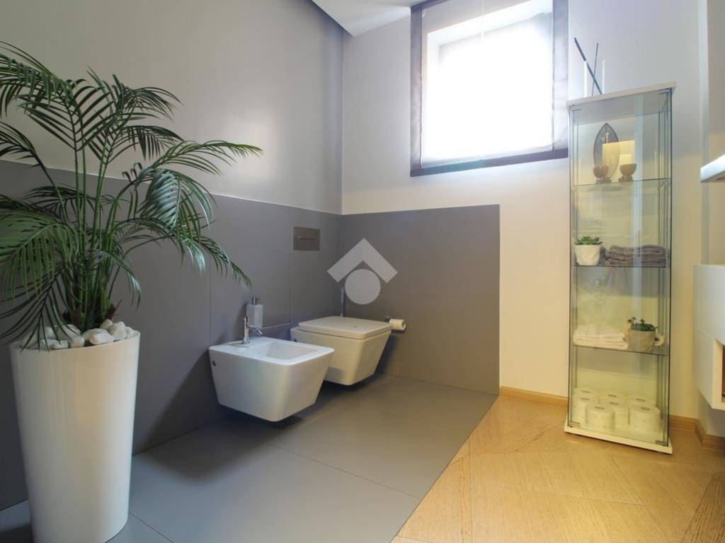 4-bagno piano terra (3)