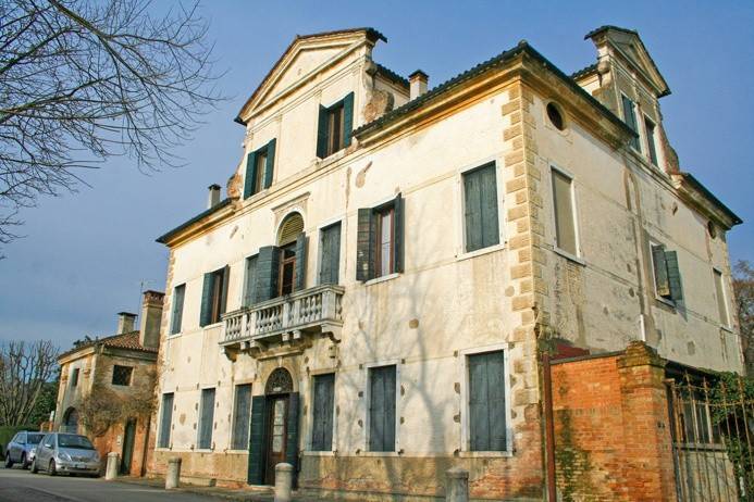 facciata villa