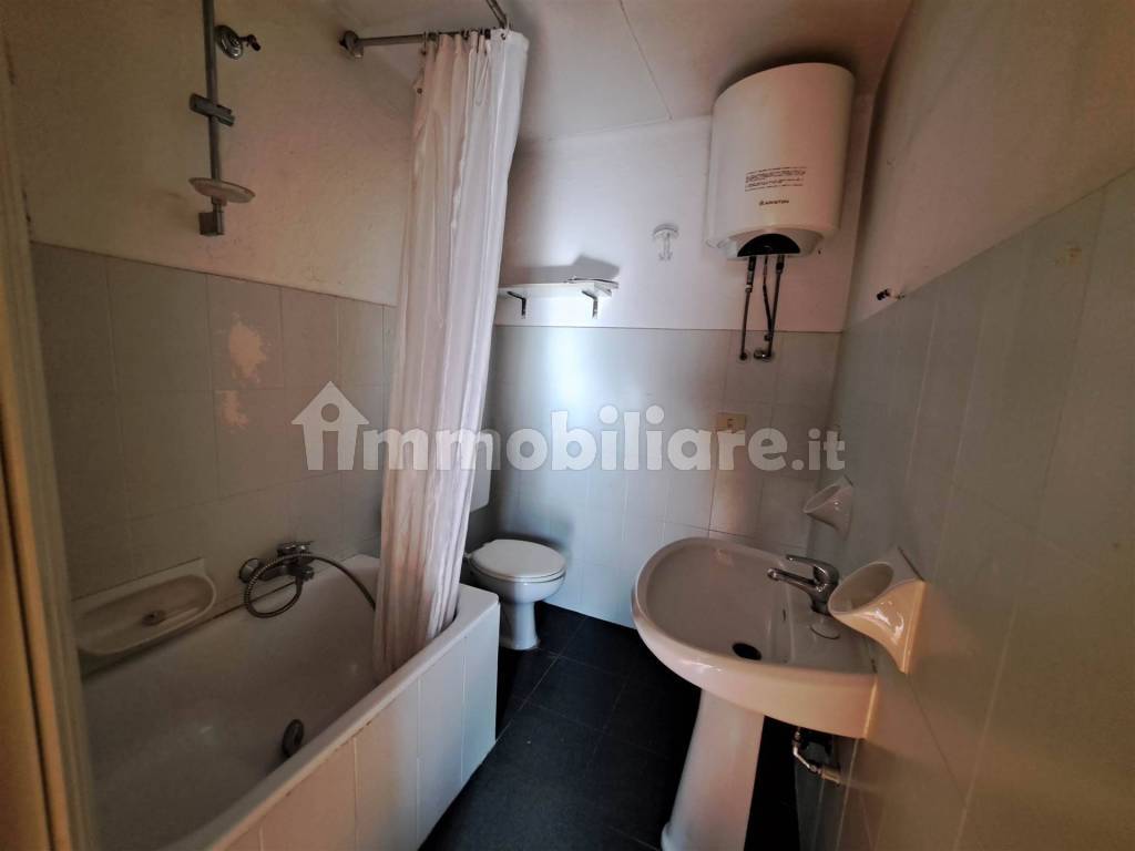 Bagno 2° appartamento