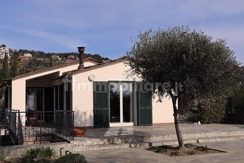 Imperia-Liguria-villa-for-sale-le-45098-208