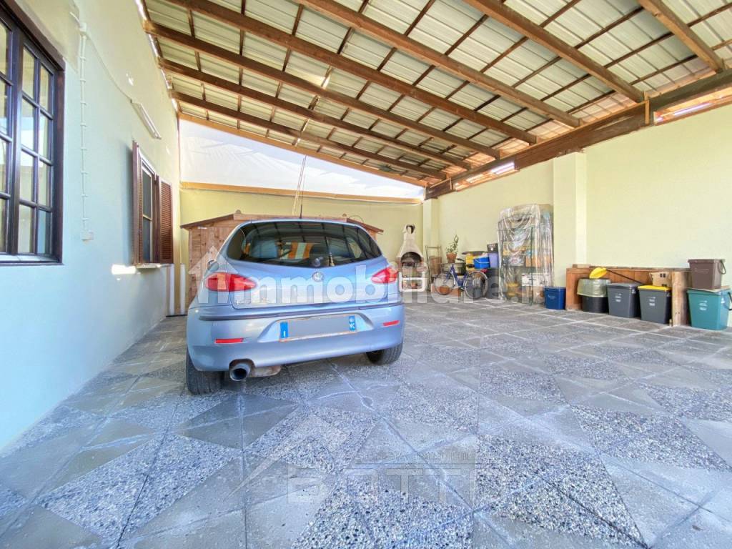 casa vendita ghislarengo garage