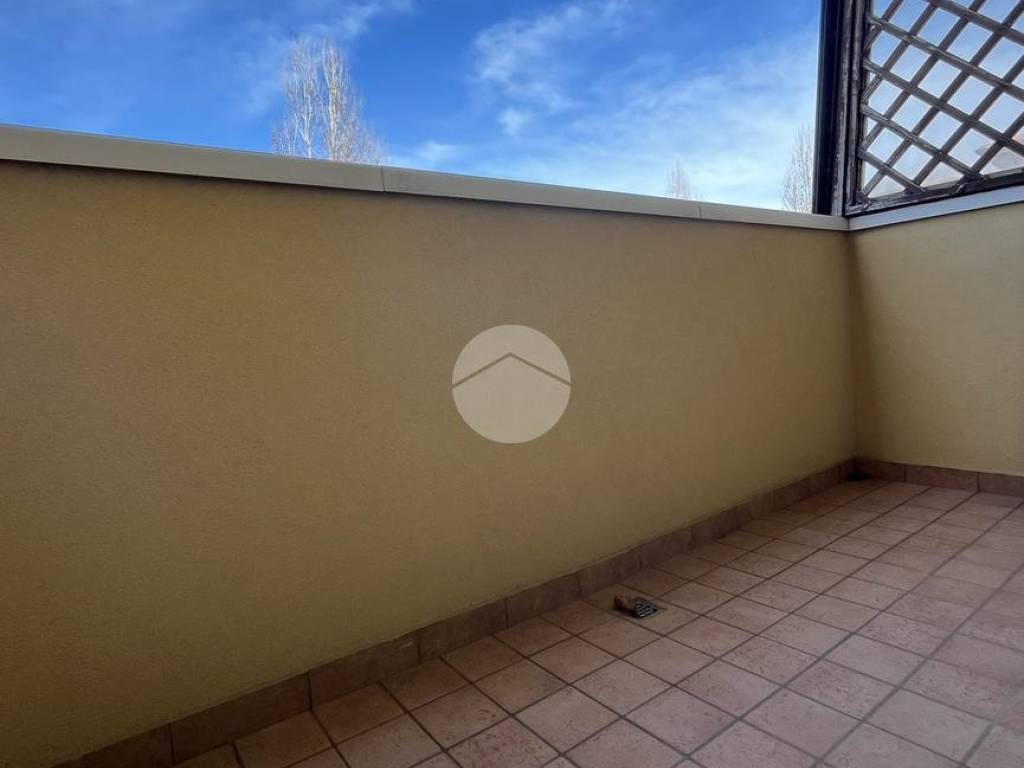 BALCONE CAMERA