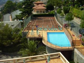 Piscina condominiale