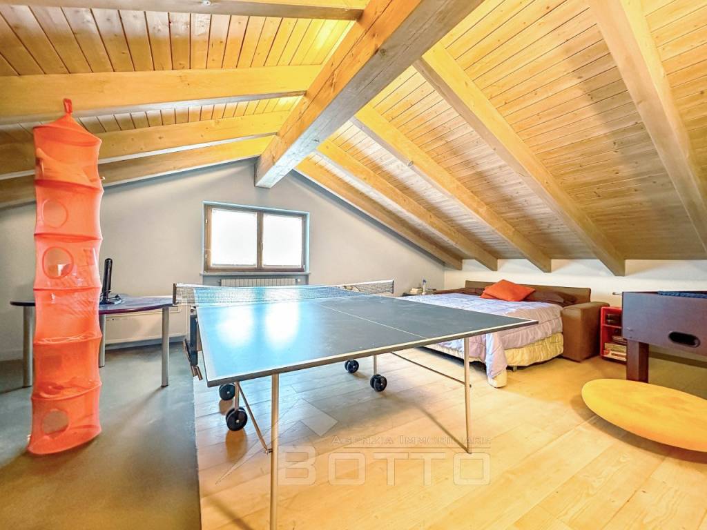 casa vendita grignasco pingpong