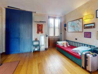 Via-SantOttavio-57-Bedroom