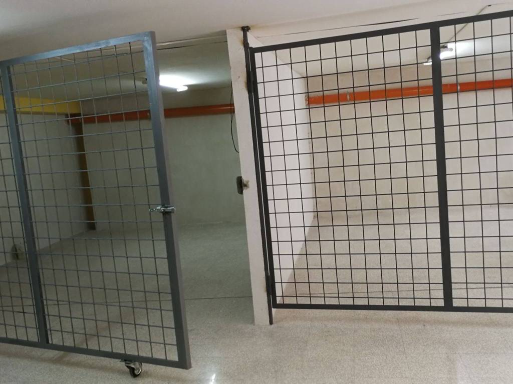 Garage - box via 20 settembre 10, centro, cassino