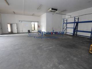 INTERNO