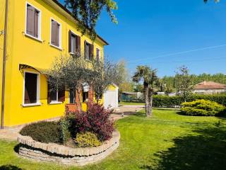 Foto - Vendita villa con giardino, Ariano nel Polesine, Lidi Ferraresi