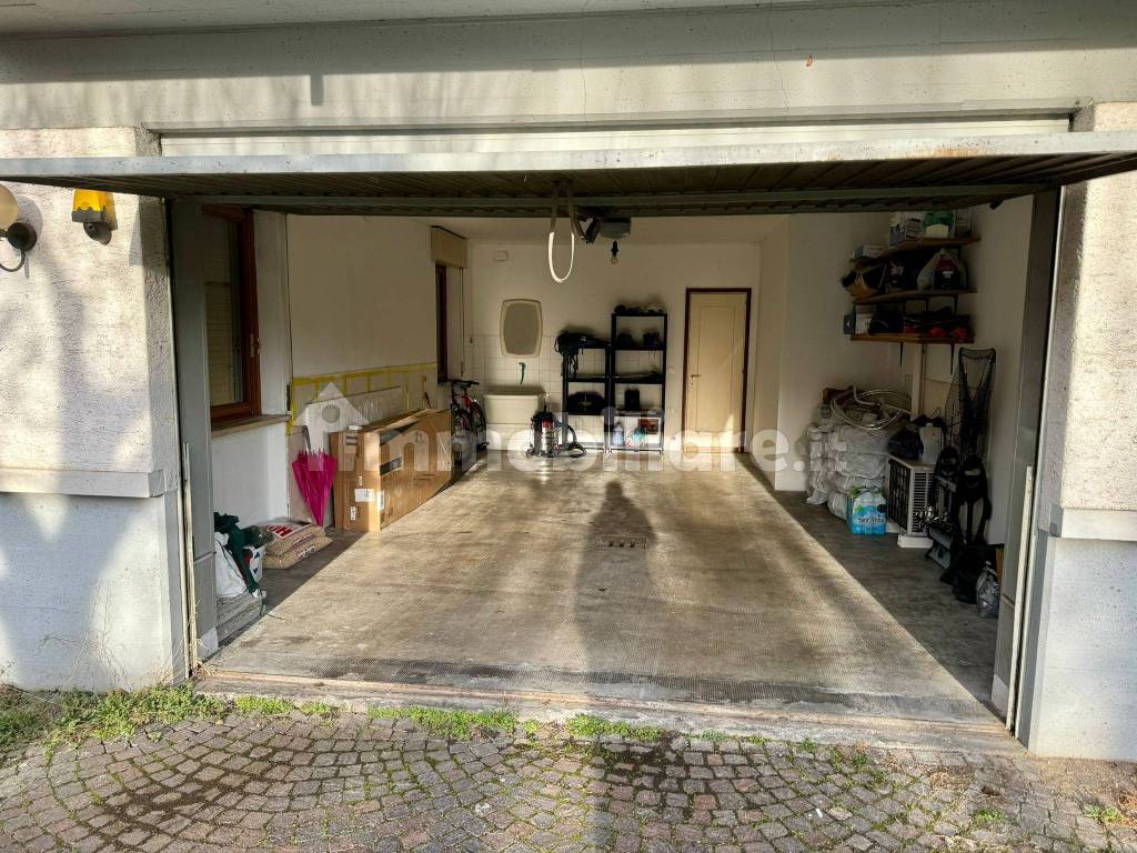 garage