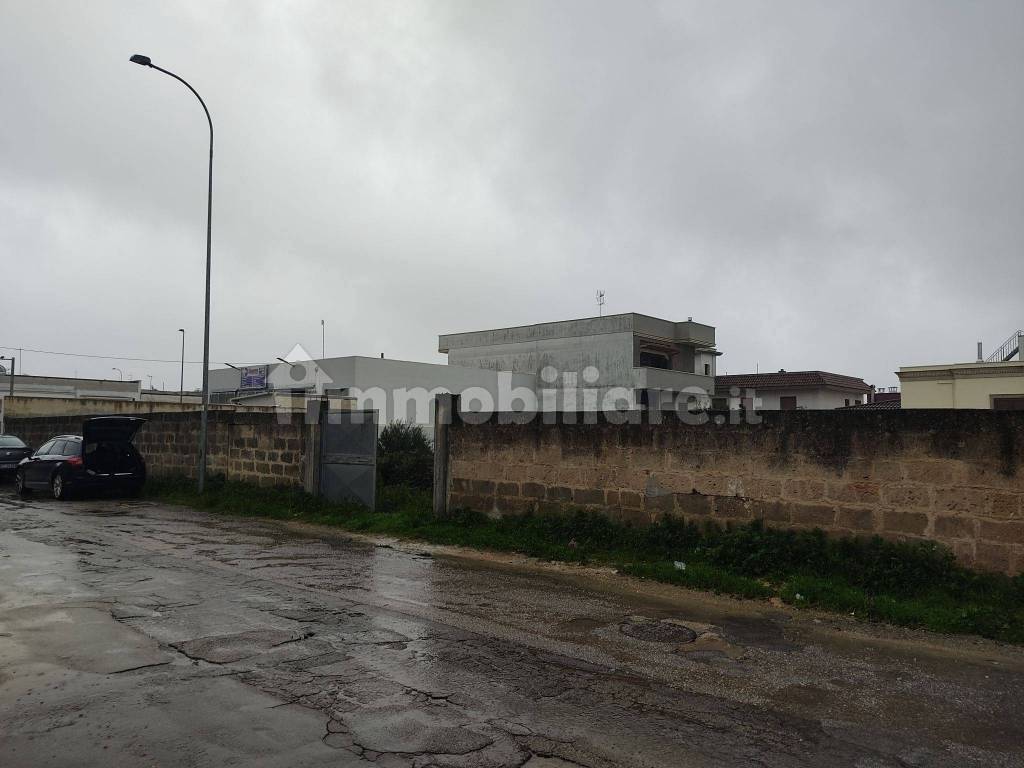 terreno-edificabile-via-savoia-erchie-rif-110150141-immobiliare-it