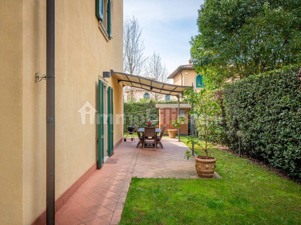 Villa in vendita Lucca