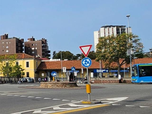 Stazione a 13 minuti a piedi