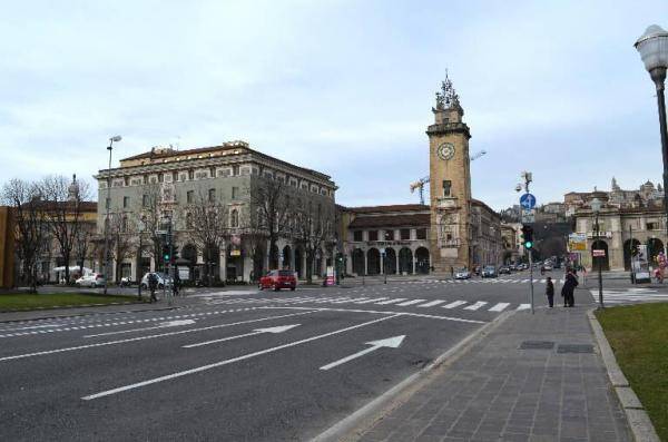 Bilocale via Clara Maffei, Stazione, Bergamo