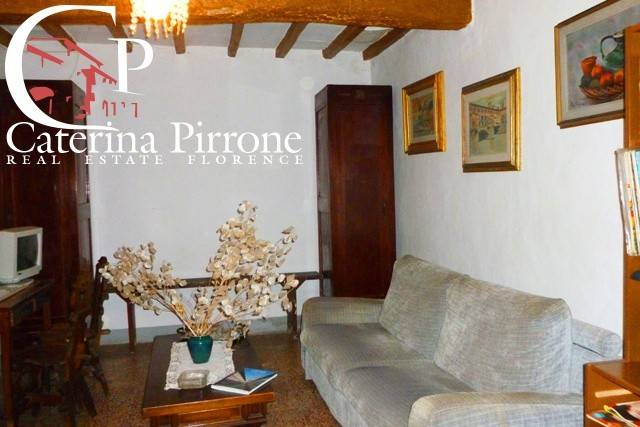 Rufina campagna vendesi casa con terreno