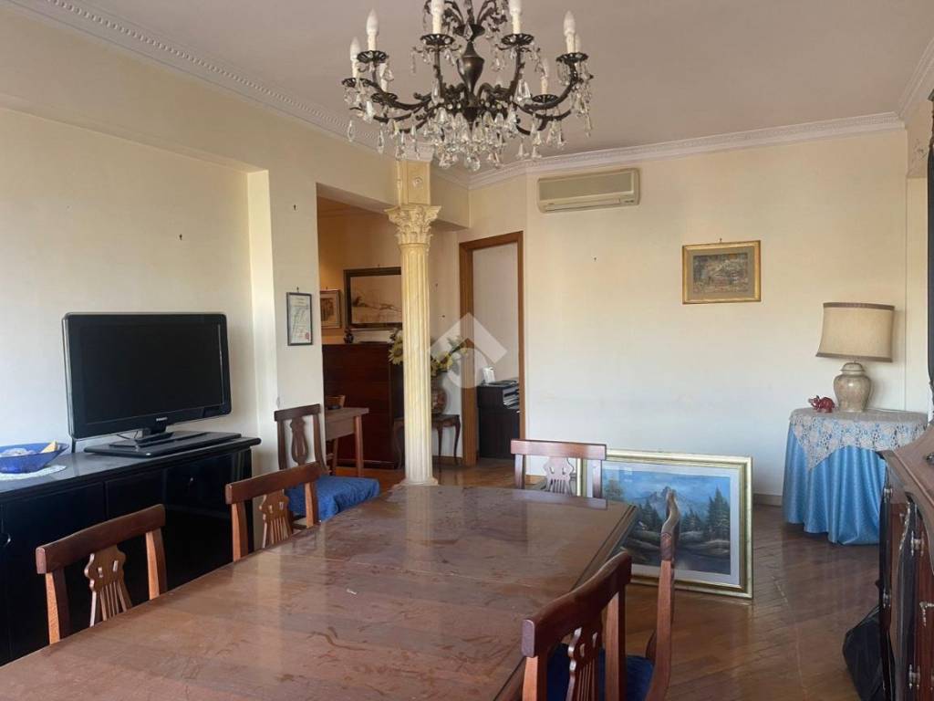appartamento in vendita roma Marconi via Gerolamo cardano soggiorno interna