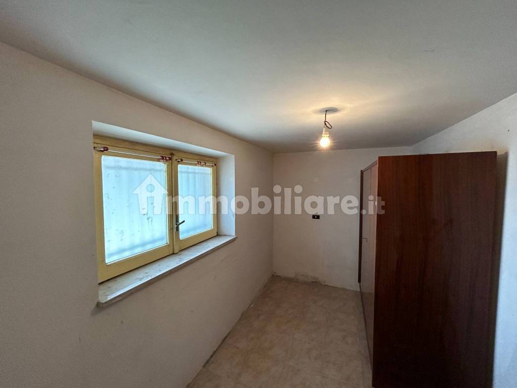 Casa indipendente con terreno