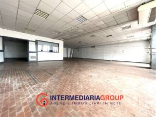 INTERNO