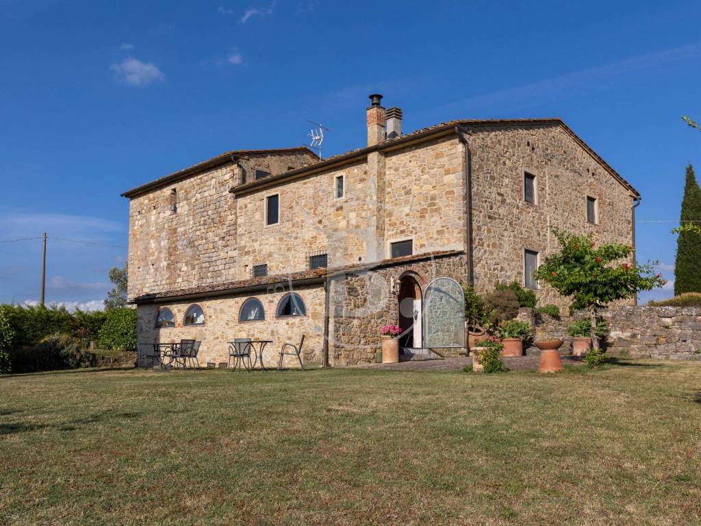 FARMHOUSE WITH TOWER - Barberino Val d'Elsa (Fi)