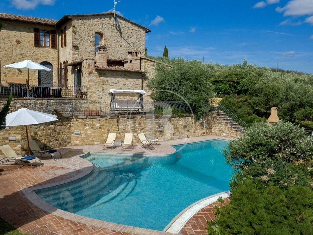 RESTORED FARMHOUSE - Castellina in Chianti (Si)