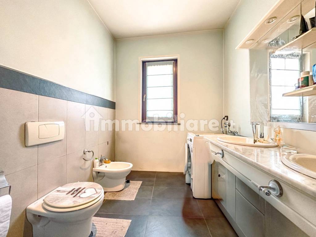 casa vendita sizzano bagno122