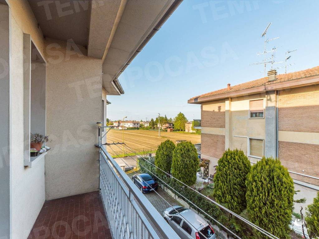 balcone camera