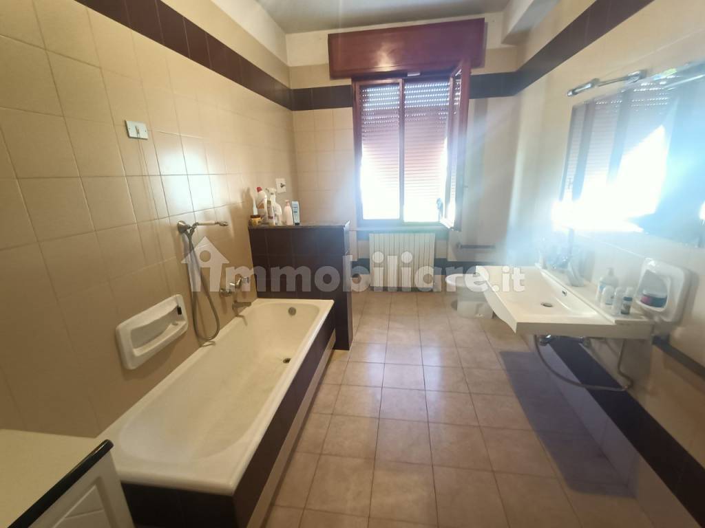 23-bagno app.to