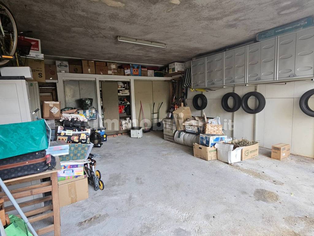 garage