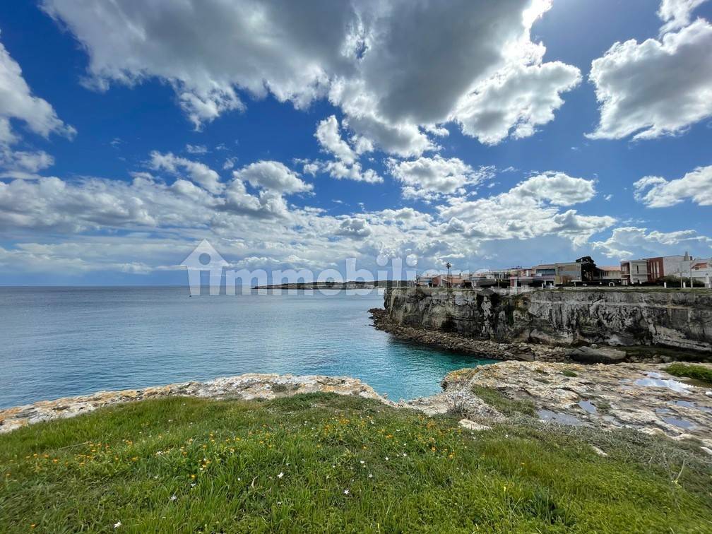 Villa vista mare il vendita a Torre dell'Orso