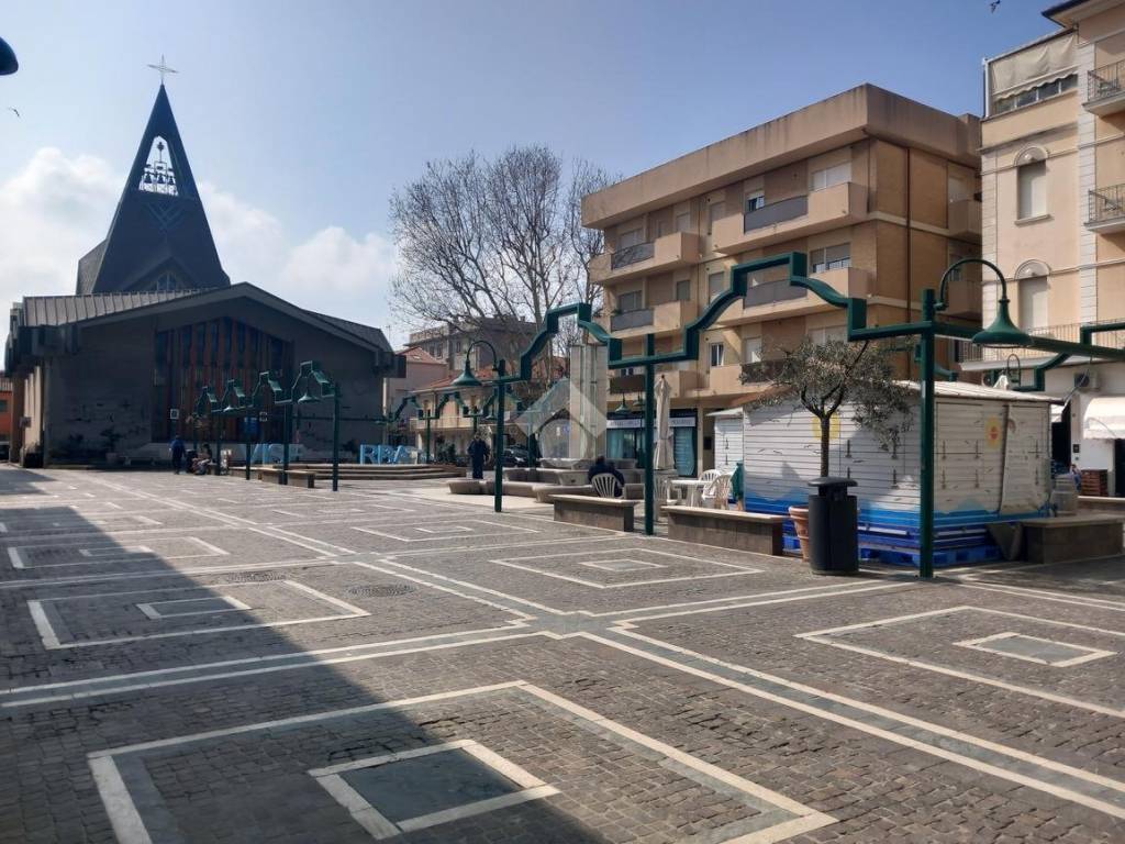 Piazza Pascoli