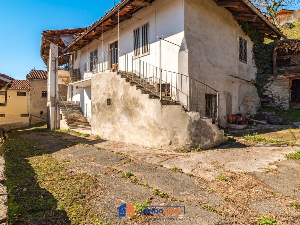 Rustico Roma Vendita Rustico in via Roma 28 Piasco. Da ristrutturare, 411 m², rif ...
