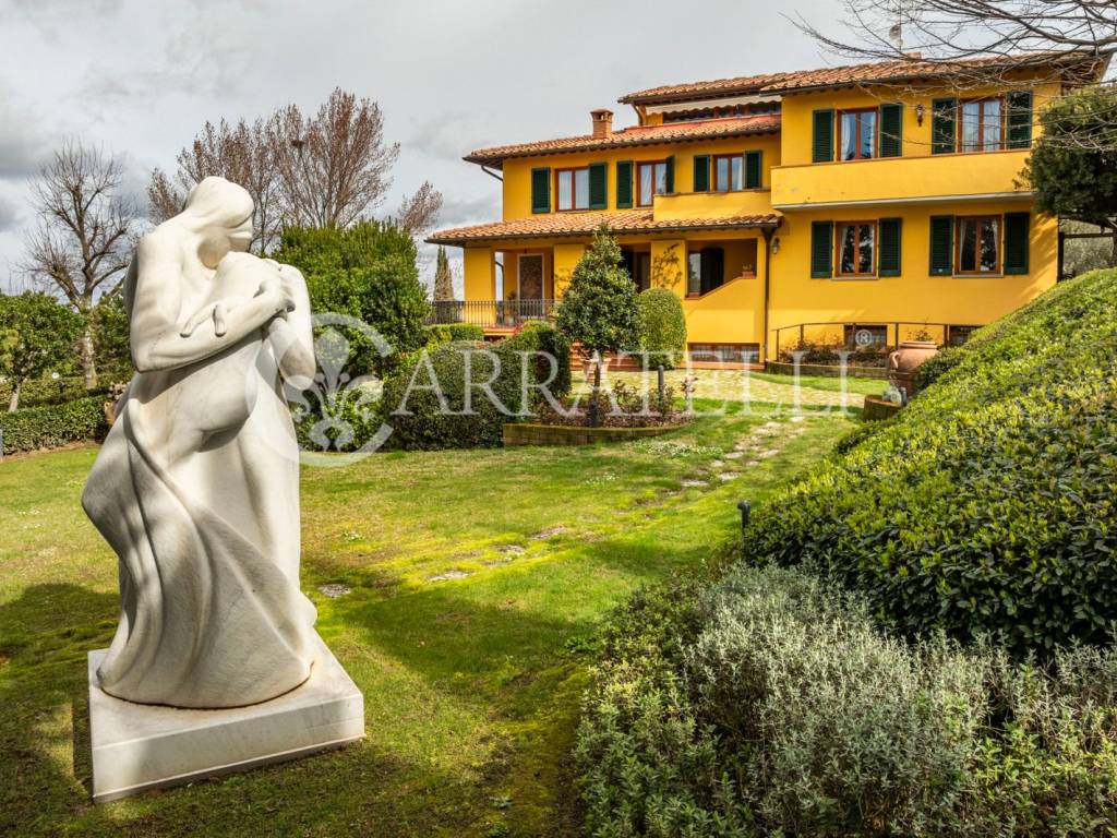 Bellissima villa con piscina nel cuore del Chianti