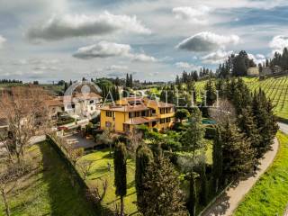 Bellissima villa con piscina nel cuore del Chianti