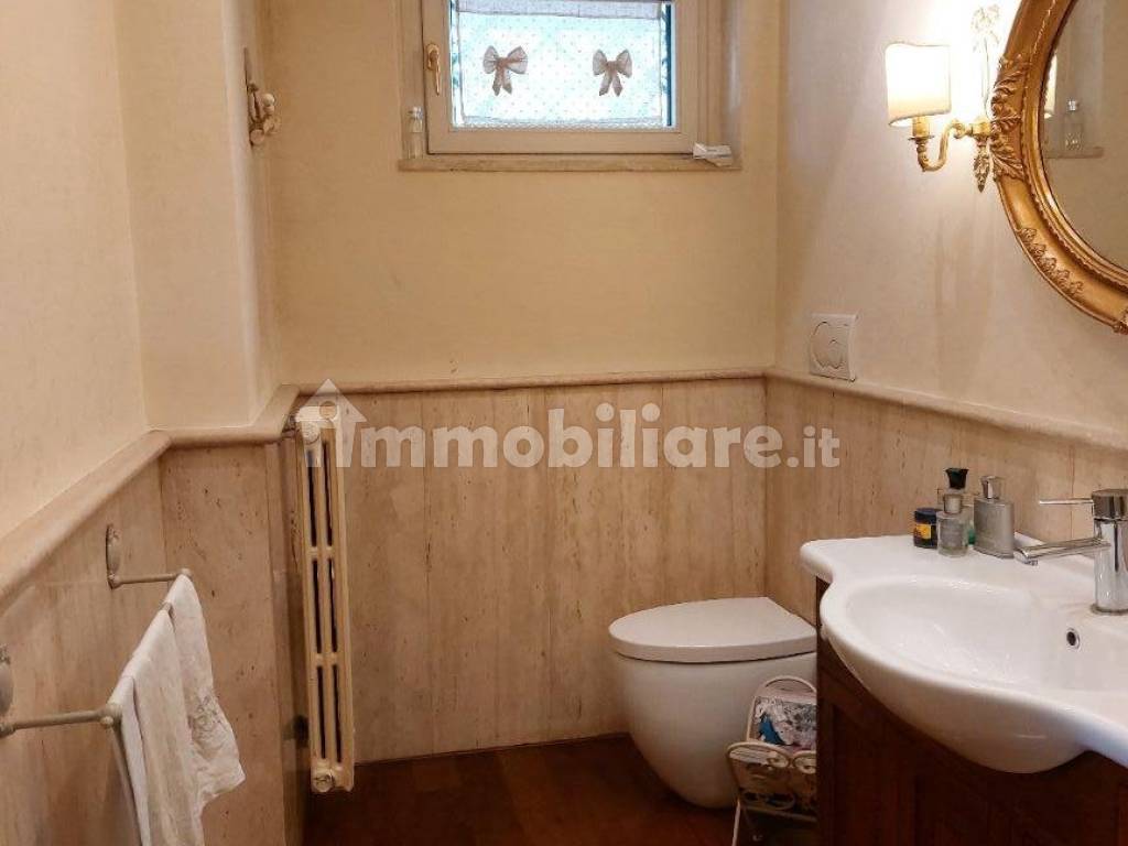 bagno di servizio