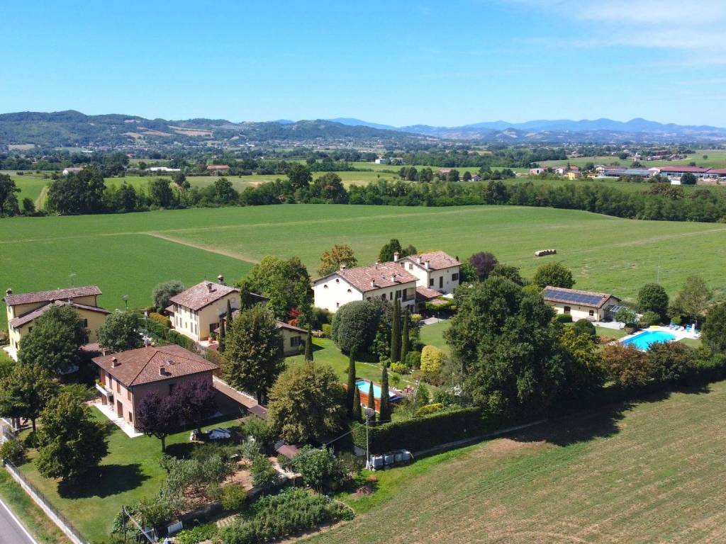 Quartiere signorile nel verde della pedecollina