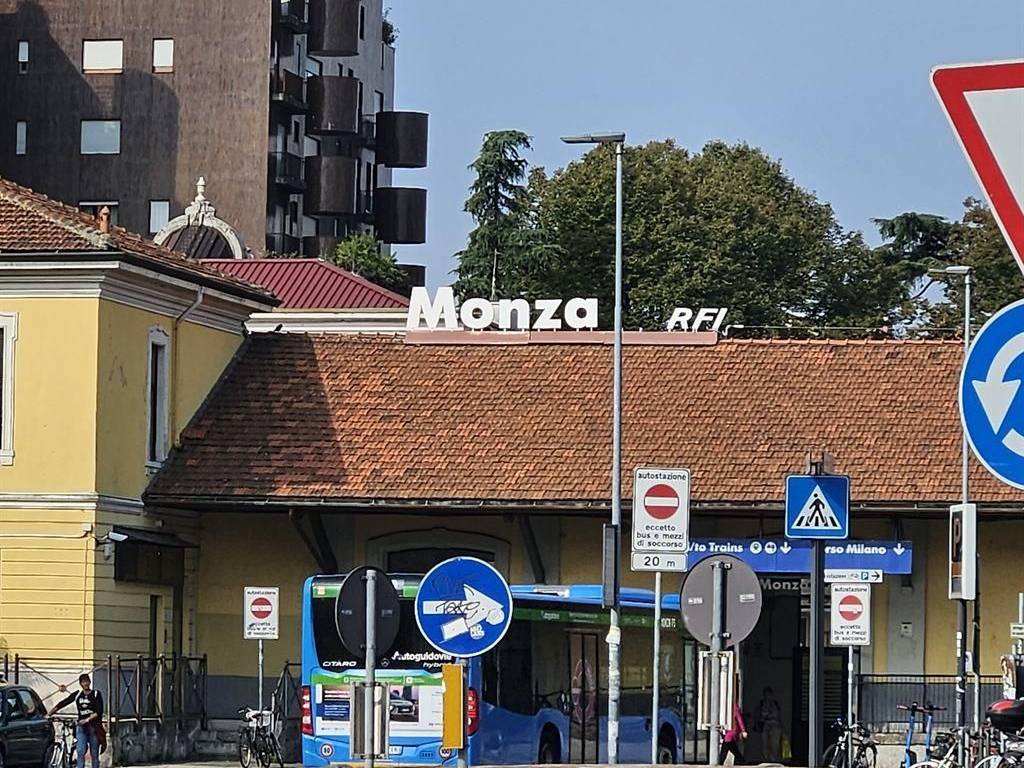 A pochi passi la stazione treni e bus