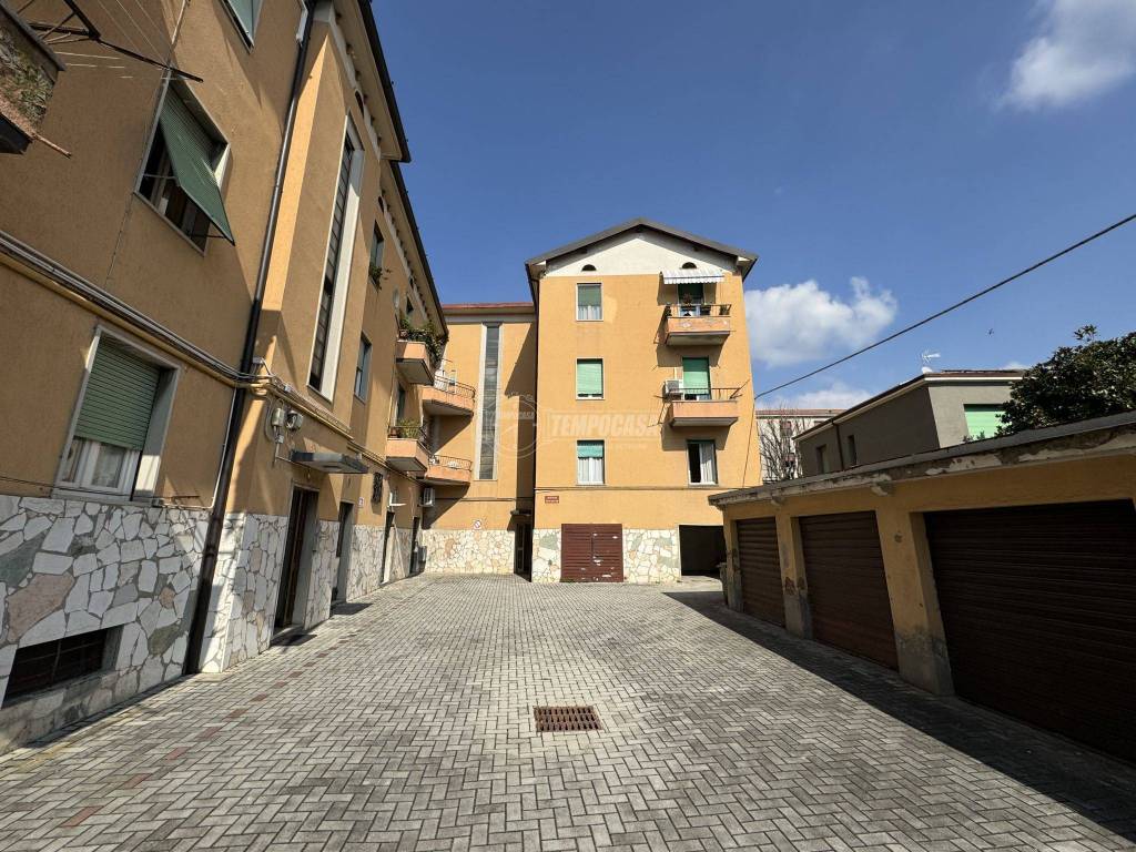 CORTILE INTERNO