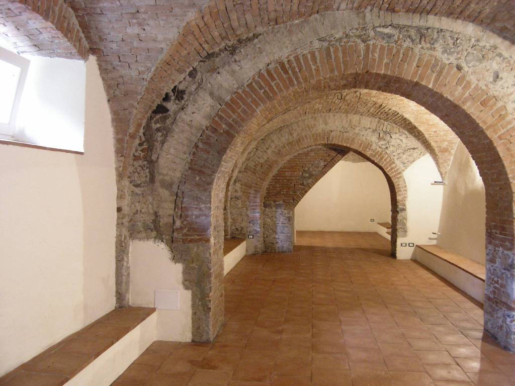 Ufficio - studio via sobborgo spina  16, centro, sarzana