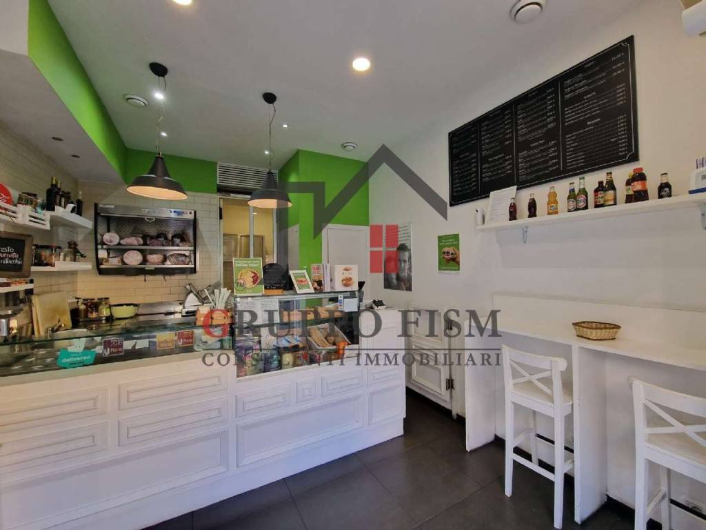 Paninoteca Burger bar piazza istria, Roma, Rif. 110301449