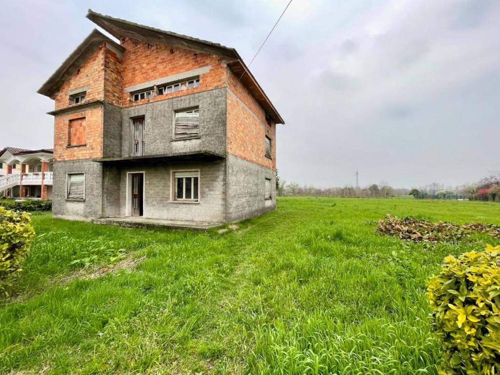 Villa unifamiliare 314 m², centro, fiume veneto