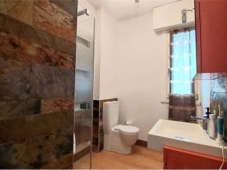 bagno suite lato zona pranzo