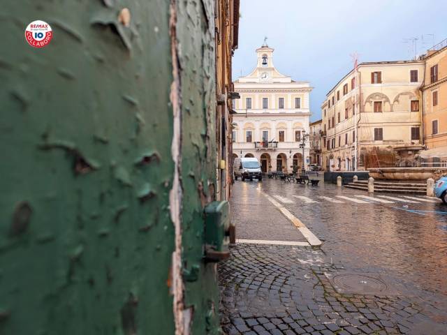 Civita Piazza del municipio