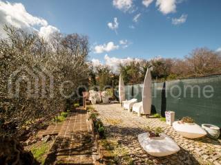 VILLA CON GIARDINO DI 500 MQ COMPLETAMENTE RISTRUT