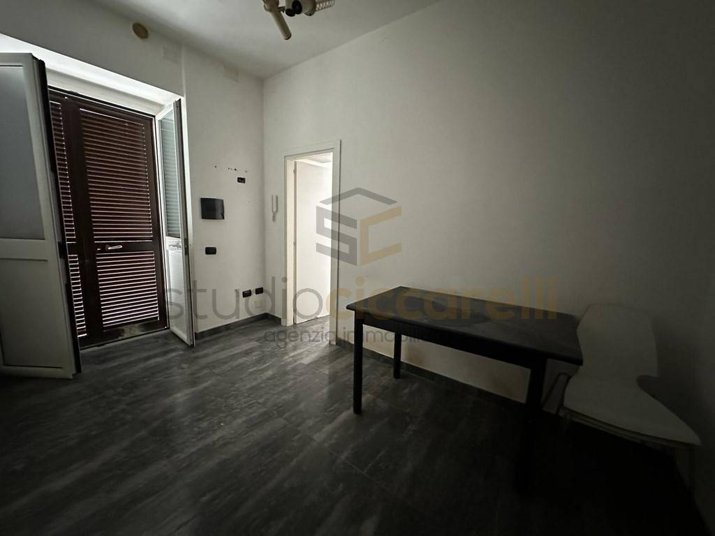 Rent Apartment Giugliano in Campania. 2room flat in corso Campano 200