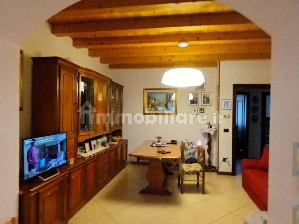 Vendita Appartamento in via Giambattista Pagliarino 18. Vicenza. Buono