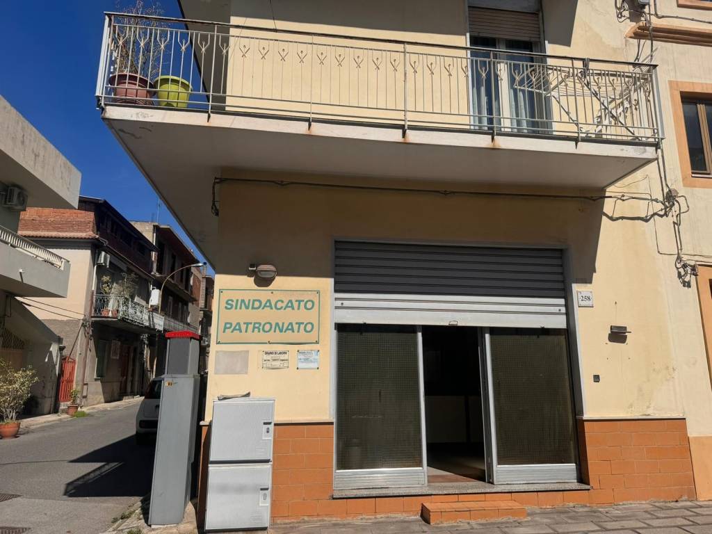 Ufficio - Studio via Giacomo Medici 258, Barcellona Pozzo di Gotto, Rif