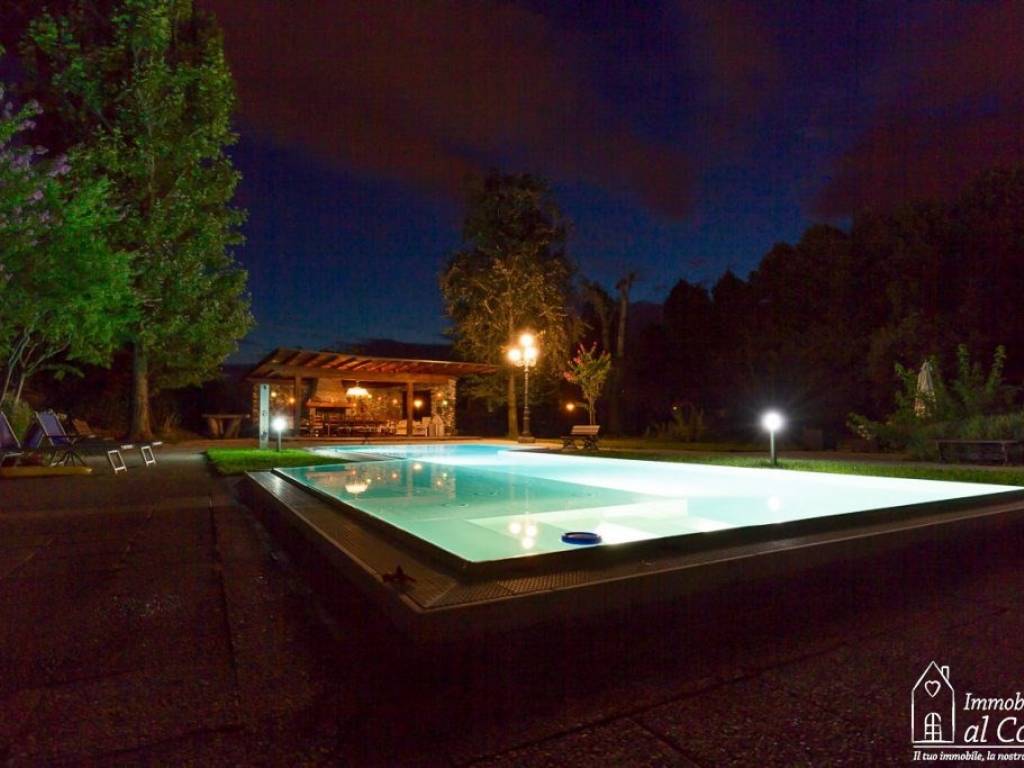 Bed-and-breakfast-marano-vicentino-vicenza-piscina-notturna-1024x683